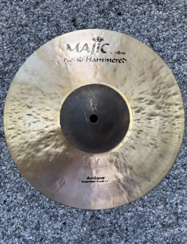 Majestic MAJIC Crash 11" Ambient suspended
